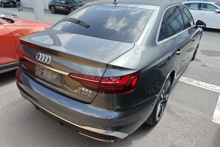 Used Audi A4L 2020 40 TFSI quattro Luxury Dynamic Model Rear Right 45 Deg