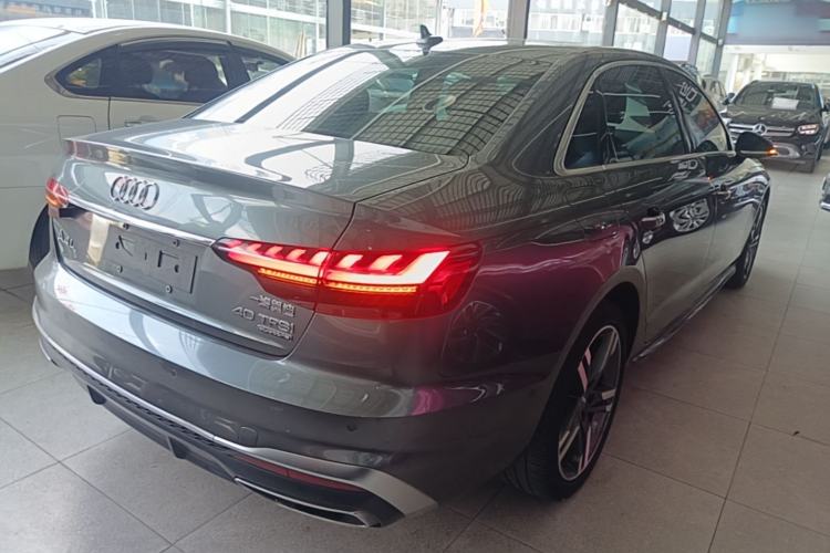 Used Audi A4L 2020 40 TFSI quattro Luxury Dynamic Model Rear Right 45 Deg