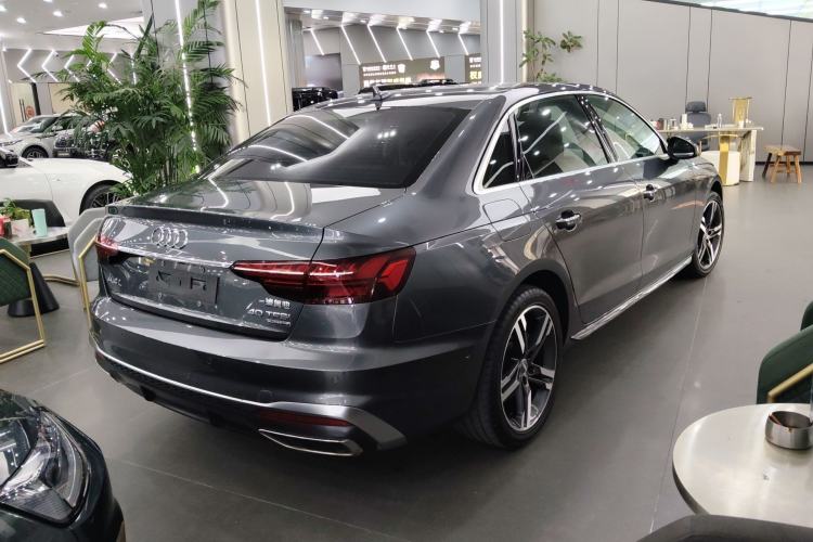 Used Audi A4L 2020 40 TFSI quattro Luxury Dynamic Model Rear Right 45 Deg