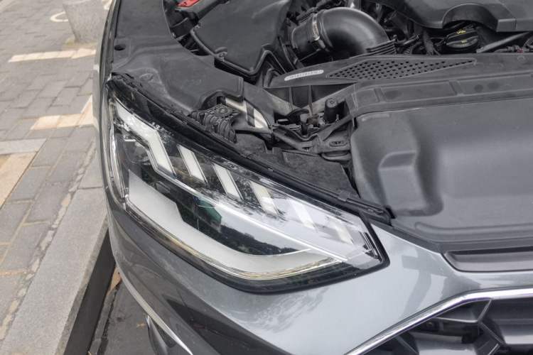 Used Audi A4L 2020 40 TFSI Fashion Dynamic Model Right Front Headlight