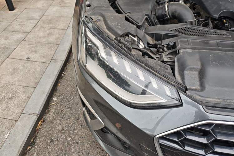 Used Audi A4L 2020 40 TFSI Fashionable and Elegant Model Right Front Headlight