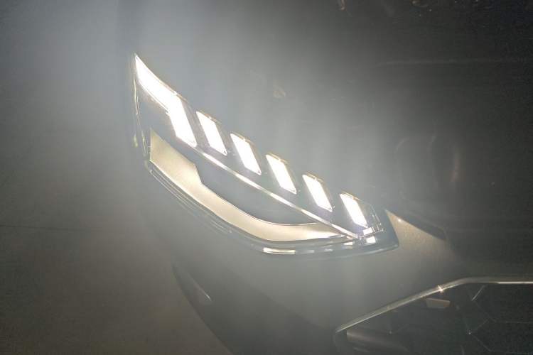 Used Audi A4L 2020 35 TFSI Fashion Dynamic Model Right Front Headlight