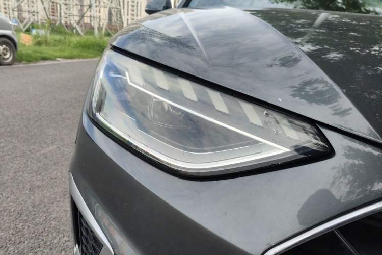 Used Audi A4L 2020 40 TFSI Fashion Dynamic Model Right Front Headlight