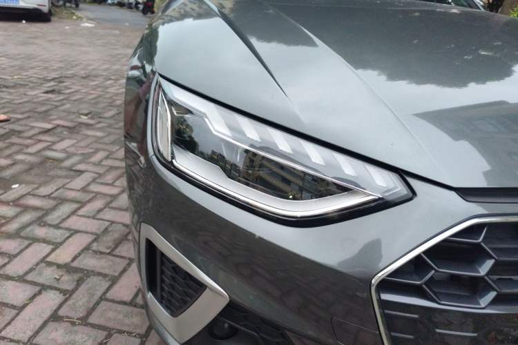 Used Audi A4L 2020 40 TFSI Fashion Dynamic Model Right Front Headlight