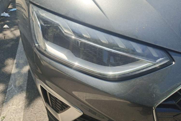Used Audi A4L 2020 35 TFSI Fashion Dynamic Model Right Front Headlight