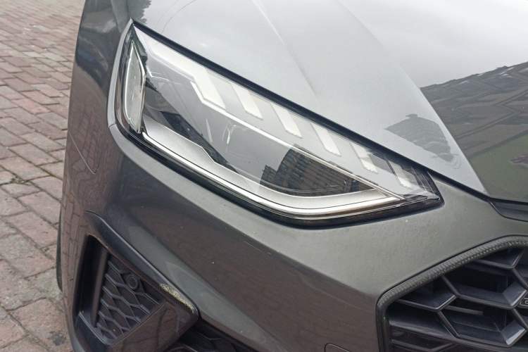 Used Audi A4L 2020 40 TFSI Fashion Dynamic Model Right Front Headlight