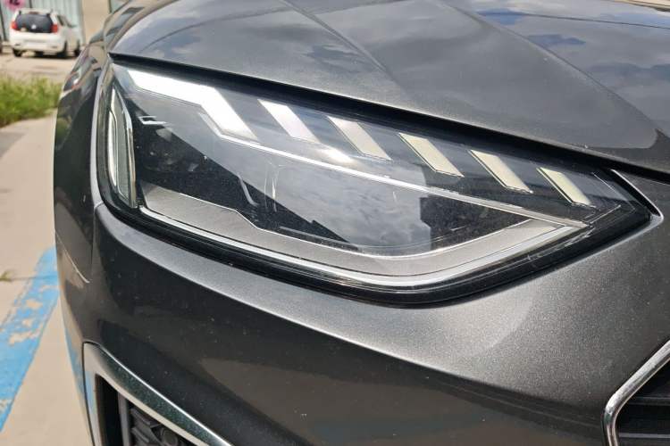 Used Audi A4L 2020 40 TFSI Luxury Dynamic Model Right Front Headlight