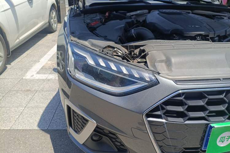 Used Audi A4L 2020 40 TFSI Fashion Dynamic Model Right Front Headlight