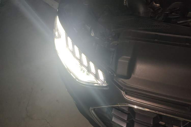Used Audi A4L 2020 40 TFSI Fashion Dynamic Model Right Front Headlight