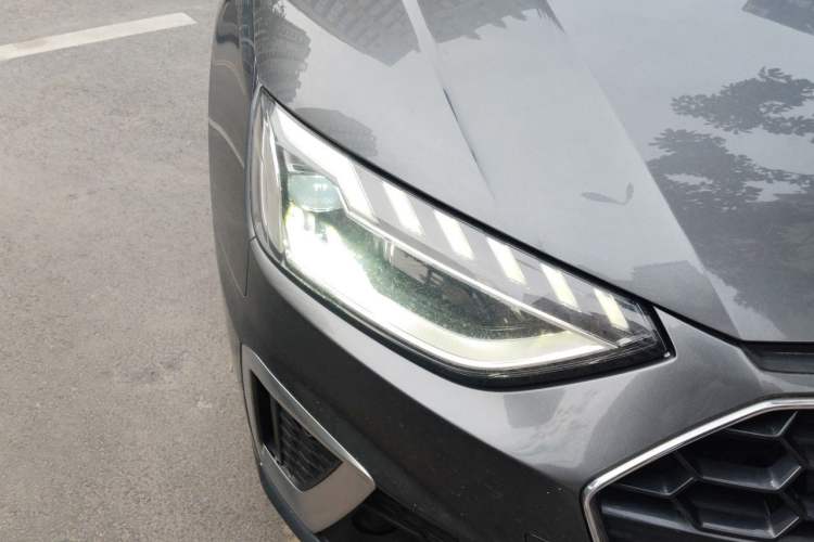 Used Audi A4L 2020 40 TFSI Fashion Dynamic Model Right Front Headlight