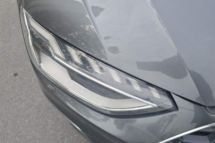 Used Audi A4L 2020 40 TFSI quattro Luxury Dynamic Model Right Front Headlight