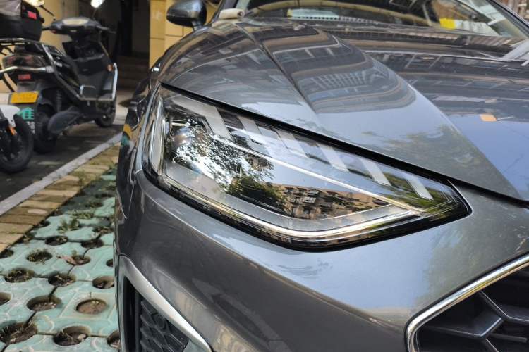 Used Audi A4L 2020 40 TFSI Fashion Dynamic Model Right Front Headlight