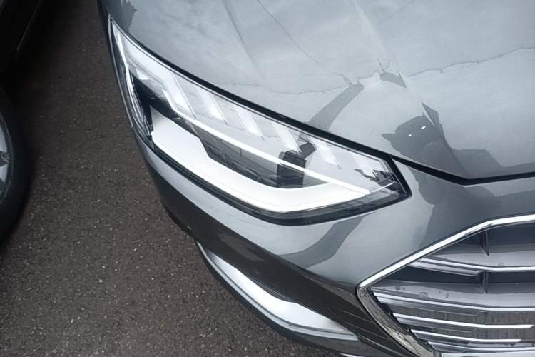 Used Audi A4L 2020 40 TFSI Fashionable and Elegant Model Right Front Headlight