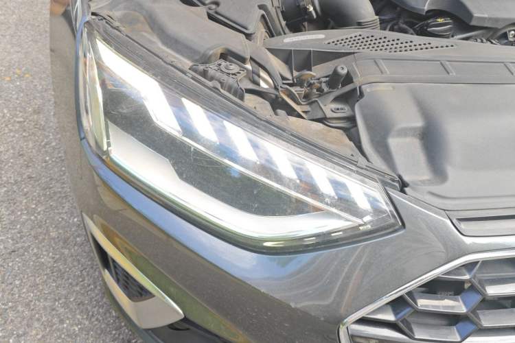 Used Audi A4L 2020 40 TFSI Fashion Dynamic Model Right Front Headlight
