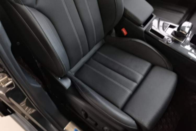 Used Audi A4L 2020 40 TFSI Luxury Dynamic Model Right Front Seat