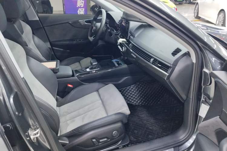Used Audi A4L 2020 45 TFSI quattro Prestige Dynamic Edition Right Front Seat