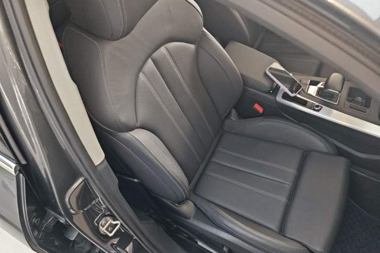 Used Audi A4L 2020 40 TFSI Fashion Dynamic Model Right Front Seat