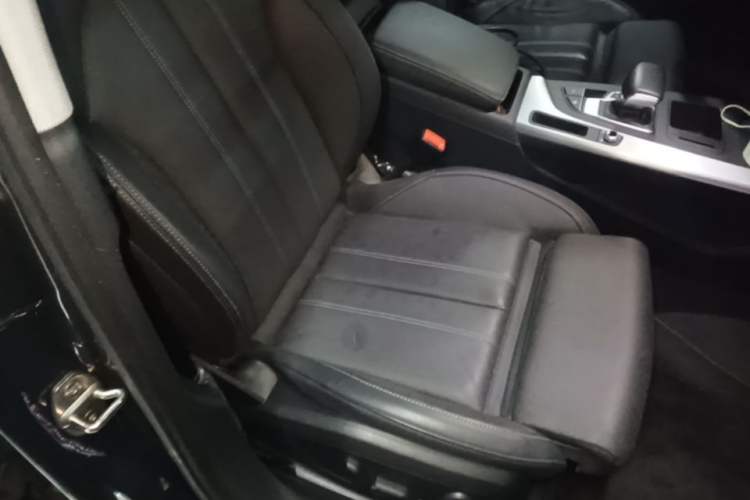 Used Audi A4L 2020 40 TFSI Fashion Dynamic Model Right Front Seat