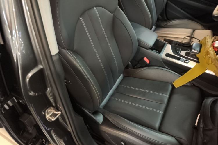 Used Audi A4L 2020 40 TFSI Luxury Dynamic Model Right Front Seat