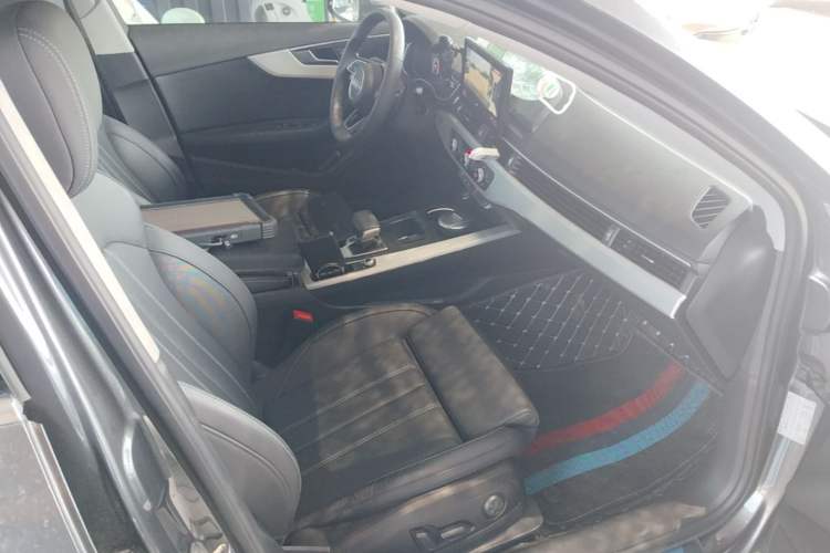 Used Audi A4L 2020 40 TFSI Fashion Dynamic Model Right Front Seat