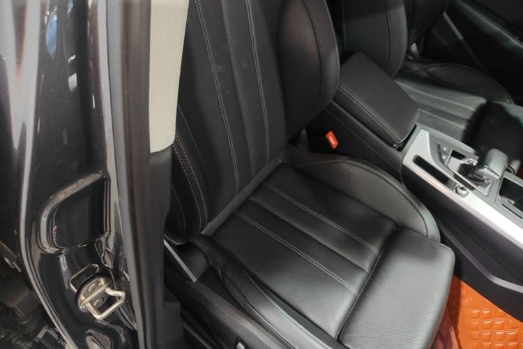 Used Audi A4L 2020 40 TFSI Luxury Dynamic Model Right Front Seat