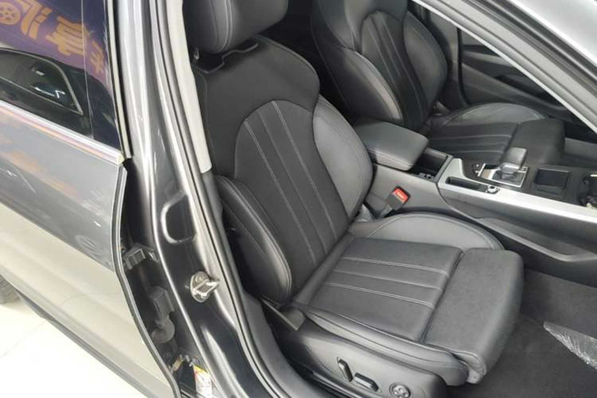 Used Audi A4L 2020 40 TFSI Fashion Dynamic Model Right Front Seat