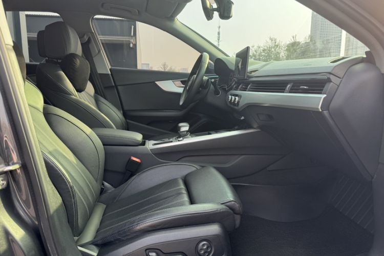 Used Audi A4L 2020 40 TFSI Fashion Dynamic Model Right Front Seat