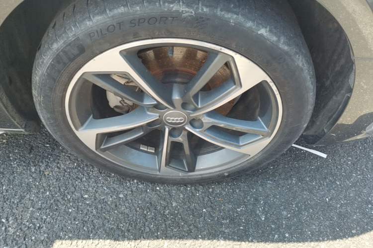 Used Audi A4L 2020 40 TFSI Fashion Dynamic Model Right Front Wheel Hub
