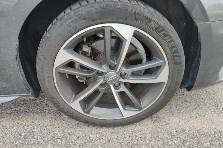Used Audi A4L 2020 40 TFSI Fashion Dynamic Model Right Front Wheel Hub