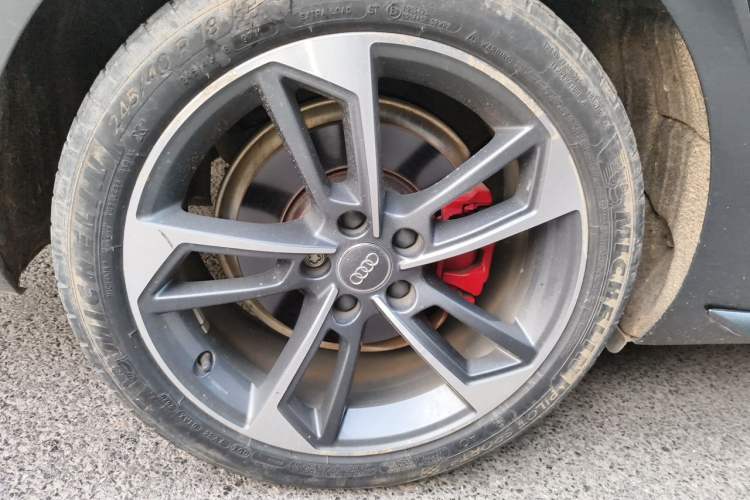 Used Audi A4L 2020 40 TFSI Fashion Dynamic Model Right Front Wheel Hub