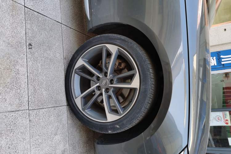 Used Audi A4L 2020 40 TFSI Fashion Dynamic Model Right Front Wheel Hub