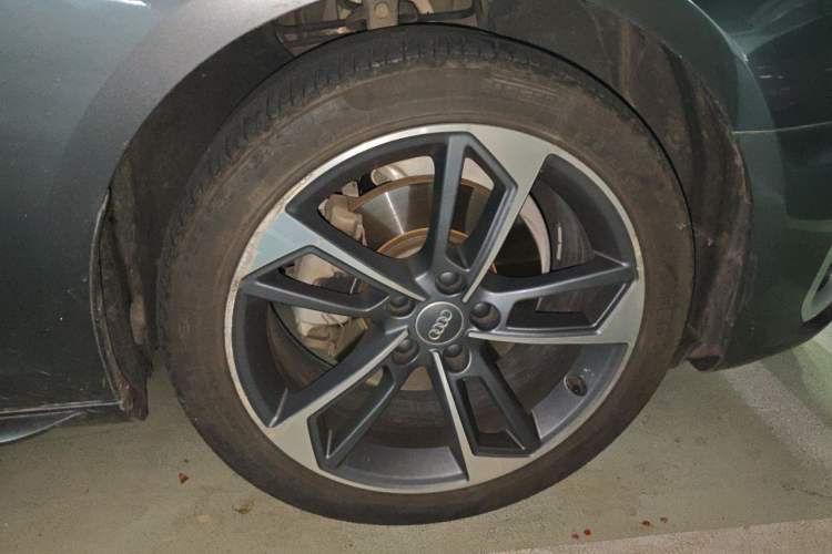 Used Audi A4L 2020 40 TFSI Fashion Dynamic Model Right Front Wheel Hub