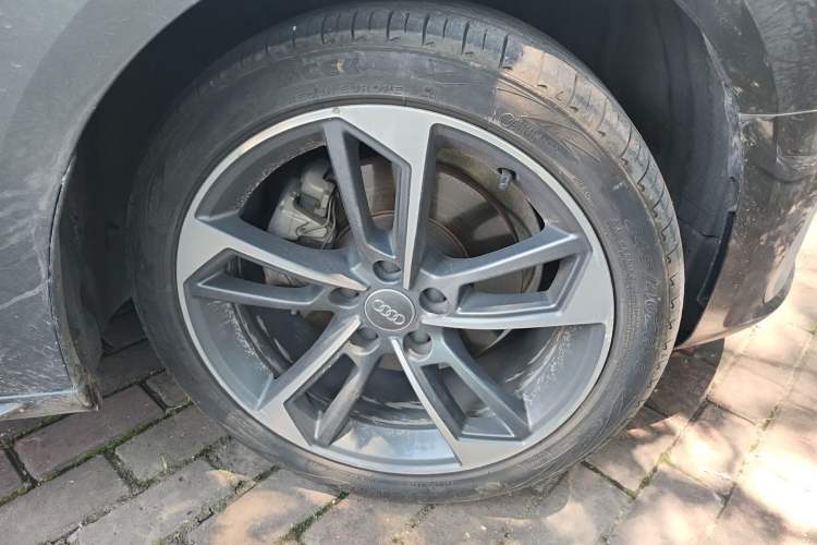 Used Audi A4L 2020 40 TFSI Fashion Dynamic Model Right Front Wheel Hub