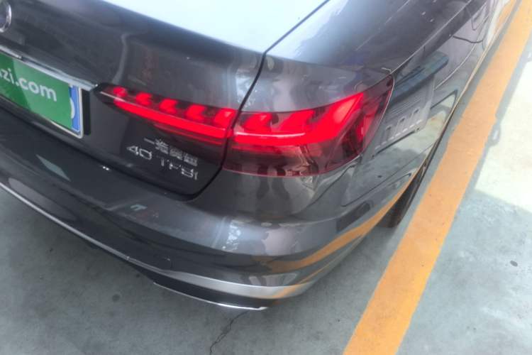 Used Audi A4L 2020 40 TFSI Fashion Dynamic Model Right Rear Taillight