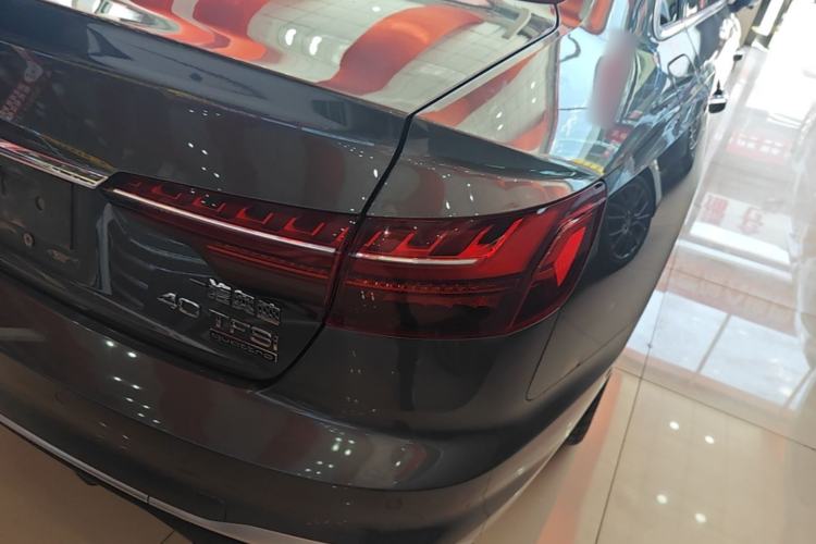 Used Audi A4L 2020 40 TFSI quattro Luxury Dynamic Model Right Rear Taillight