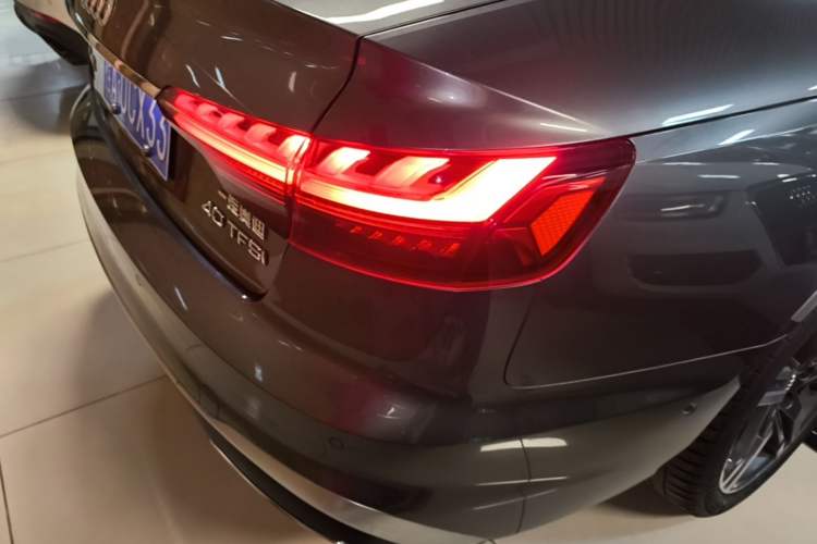 Used Audi A4L 2020 40 TFSI Luxury Dynamic Model Right Rear Taillight