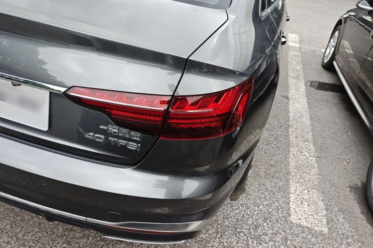 Used Audi A4L 2020 40 TFSI Fashion Dynamic Model Right Rear Taillight