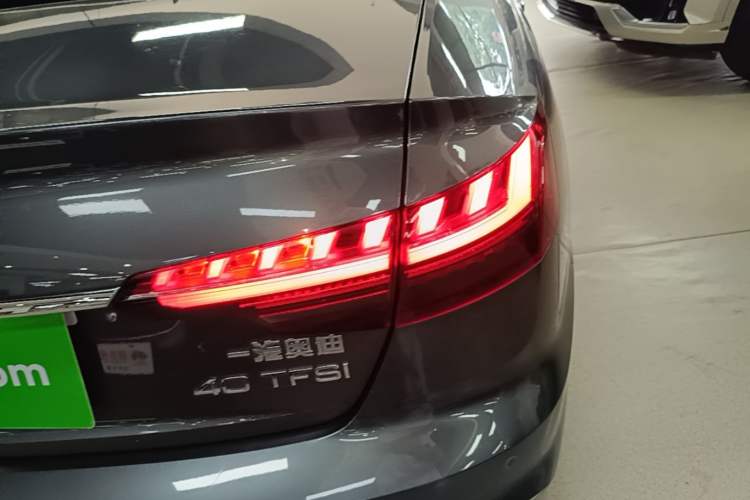 Used Audi A4L 2020 40 TFSI Fashion Dynamic Model Right Rear Taillight