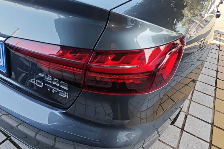 Used Audi A4L 2020 40 TFSI Fashion Dynamic Model Right Rear Taillight