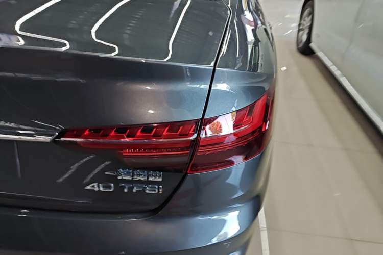 Used Audi A4L 2020 40 TFSI Luxury Dynamic Model Right Rear Taillight