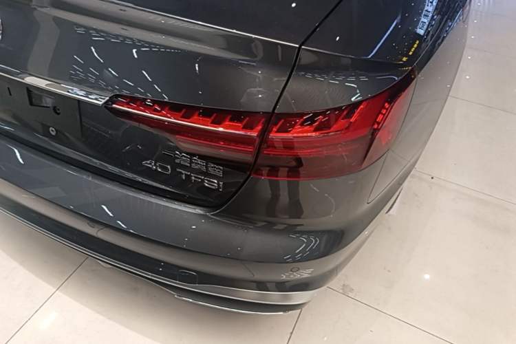 Used Audi A4L 2020 40 TFSI Fashion Dynamic Model Right Rear Taillight