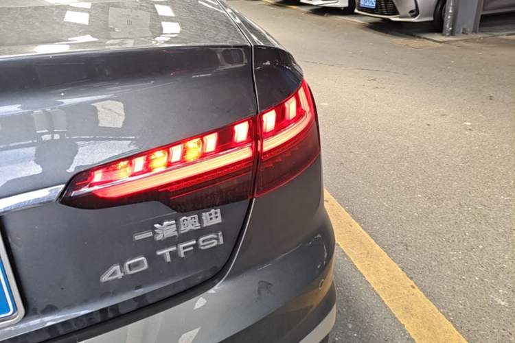 Used Audi A4L 2020 40 TFSI Luxury Dynamic Model Right Rear Taillight
