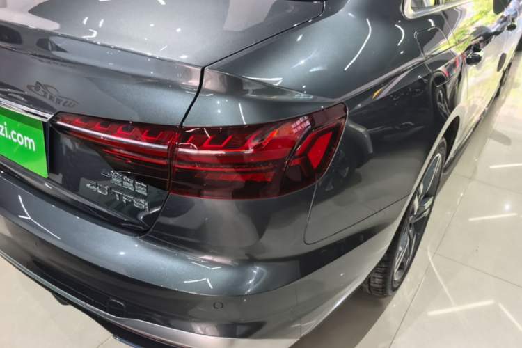 Used Audi A4L 2020 40 TFSI Fashion Dynamic Model Right Rear Taillight
