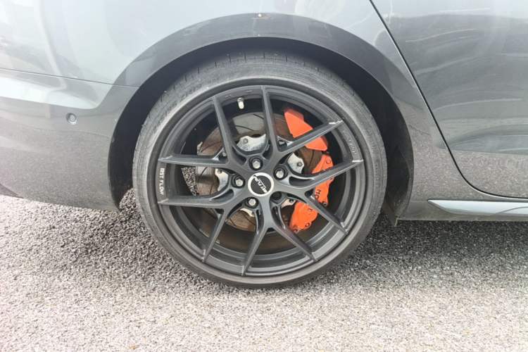 Used Audi A4L 2020 40 TFSI quattro Luxury Dynamic Model Right Rear Wheel Hub
