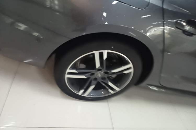 Used Audi A4L 2020 40 TFSI Fashion Dynamic Model Right Rear Wheel Hub