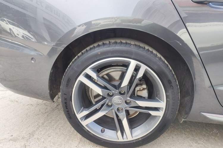 Used Audi A4L 2020 40 TFSI Luxury Dynamic Model Right Rear Wheel Hub