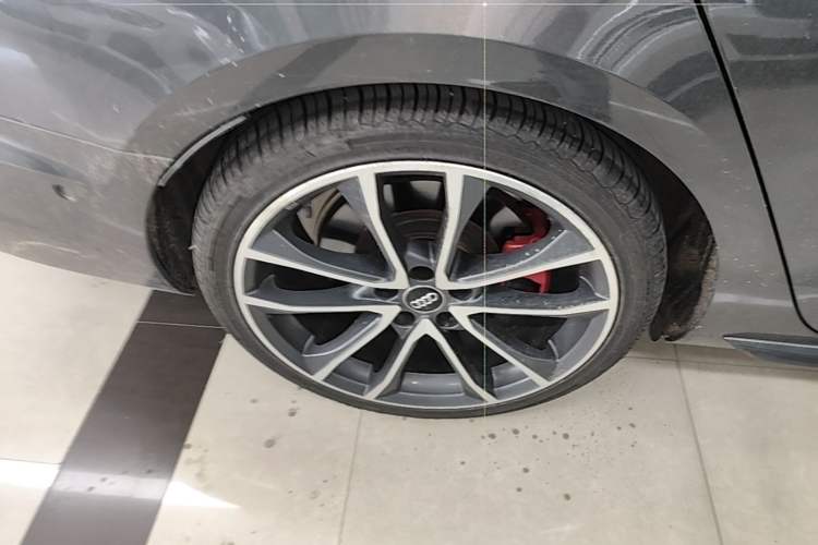 Used Audi A4L 2020 45 TFSI quattro Prestige Dynamic Edition Right Rear Wheel Hub