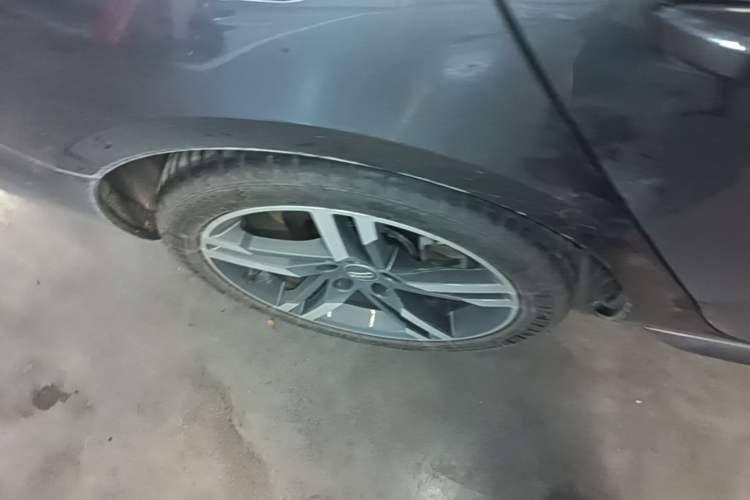 Used Audi A4L 2020 40 TFSI Luxury Dynamic Model Right Rear Wheel Hub
