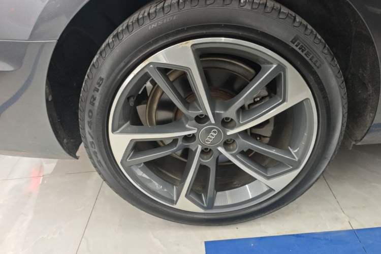 Used Audi A4L 2020 40 TFSI Fashion Dynamic Model Right Rear Wheel Hub
