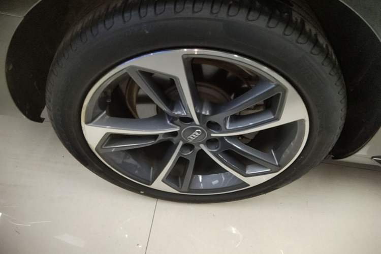 Used Audi A4L 2020 40 TFSI Fashion Dynamic Model Right Rear Wheel Hub